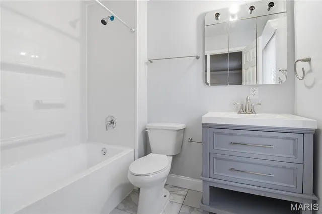 $460,000 | 4814 Red Cedar Valley Lane, High Ridge, MO 63049