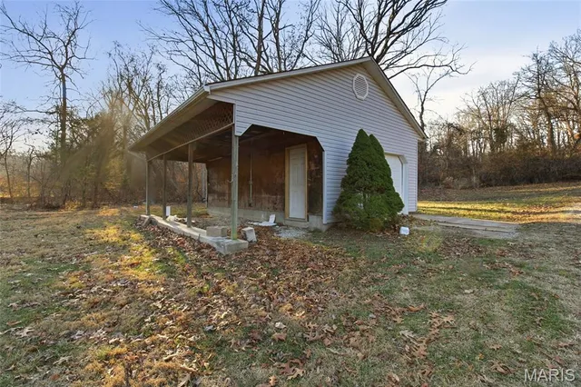 $460,000 | 4814 Red Cedar Valley Lane, High Ridge, MO 63049