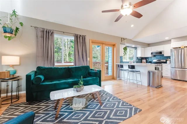 $845,000 | 3949 Lakemont Road, Bellingham, WA 98226