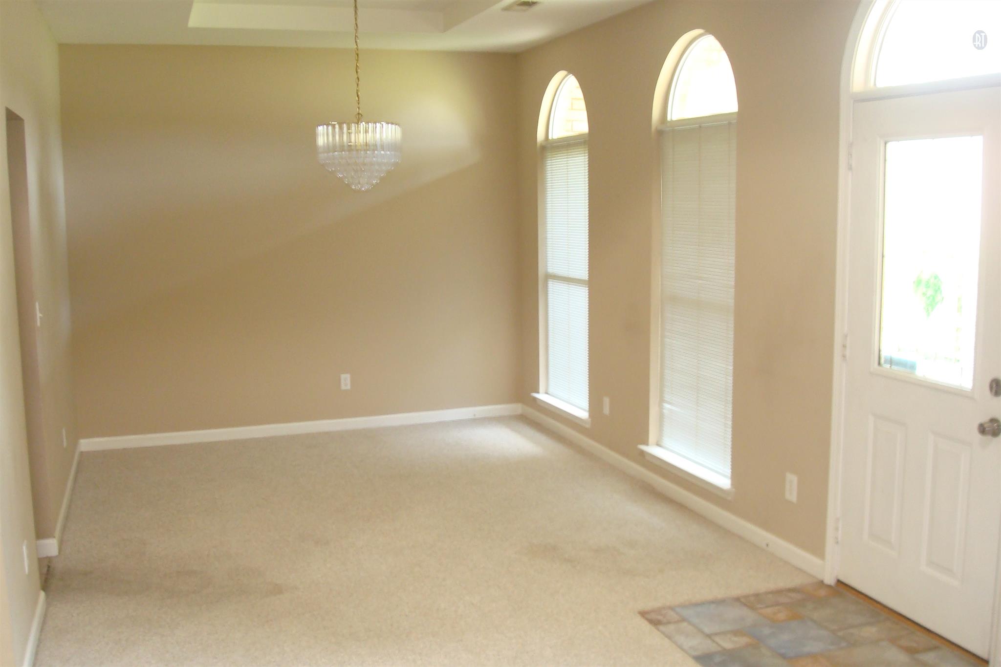 410 Compton Road Murfreesboro, TN 37130 - Photo 4 of 30 Gallery Image 4