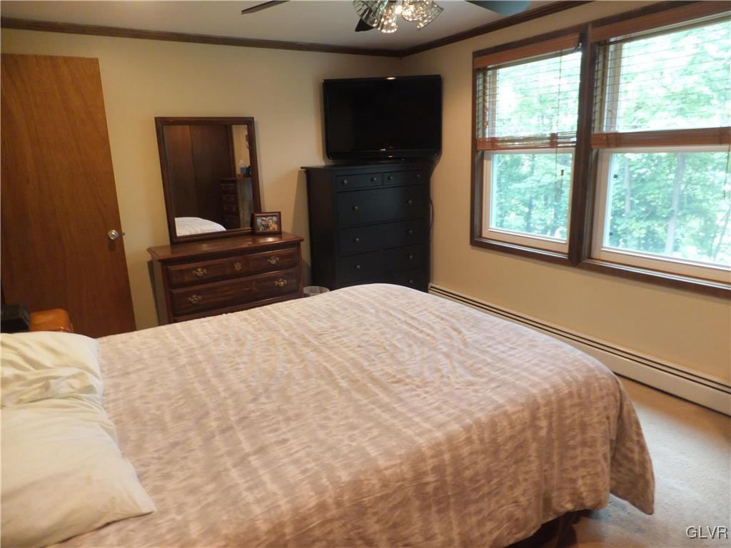 3434 Smith Hill Road Slatington, PA 18080 - Photo 11 of 27 Gallery Image 11