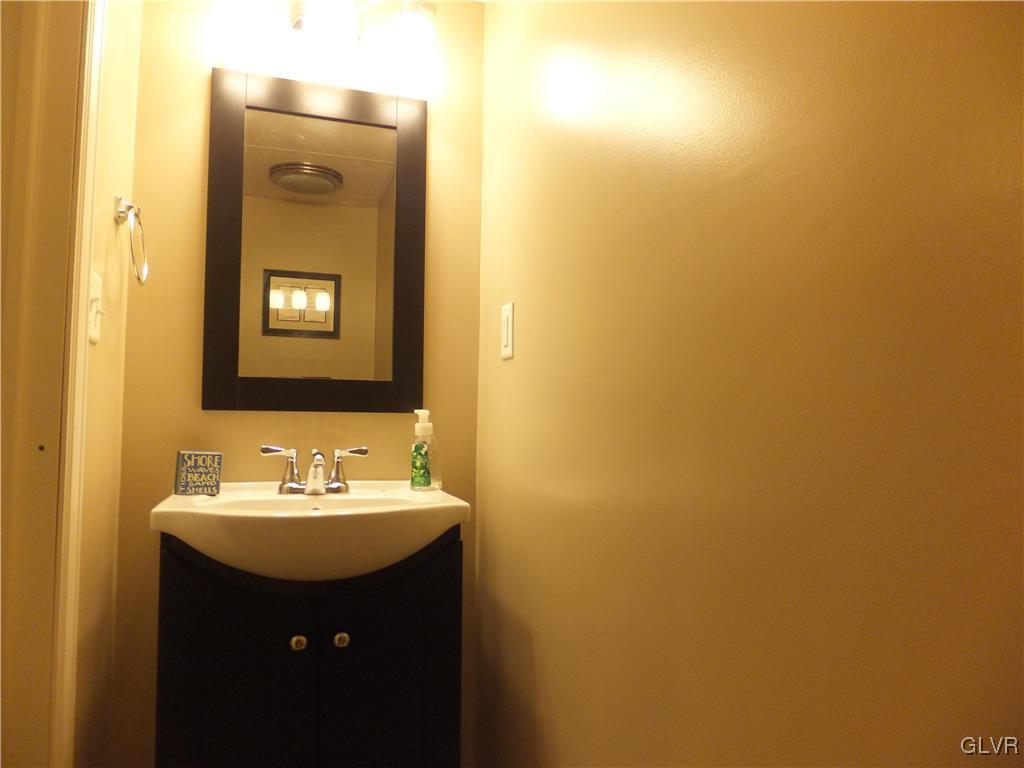 3434 Smith Hill Road Slatington, PA 18080 - Photo 18 of 27 Gallery Image 18