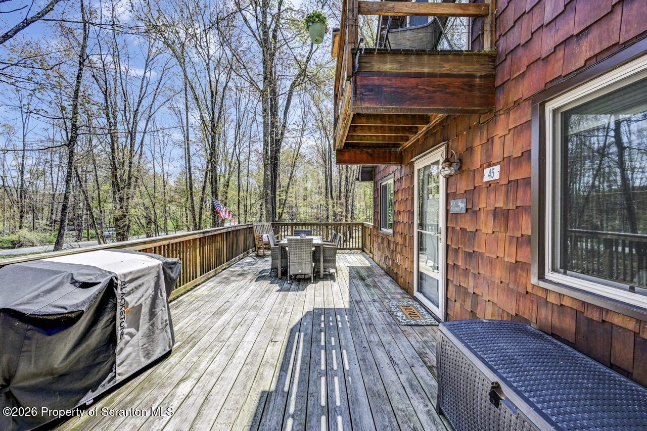 45 Black Bear Road Lake Ariel, PA 18436 - Photo 6 of 54 45 Black Bear Rd 06 Large