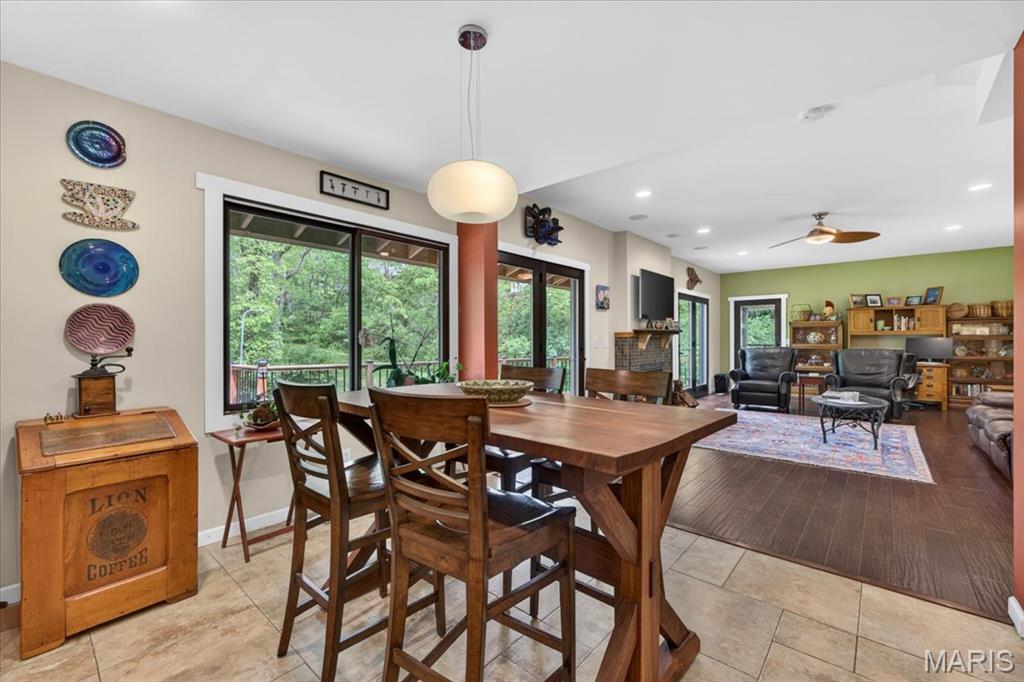 12839 Huntercreek Road St. Louis, MO 63131 - Photo 8 of 40