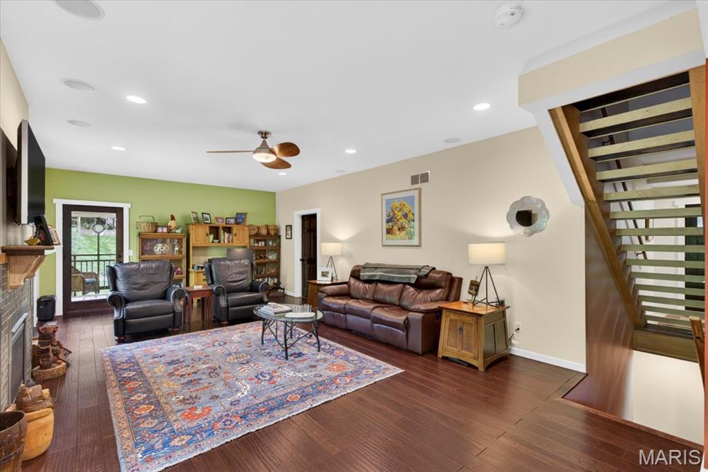 12839 Huntercreek Road St. Louis, MO 63131 - Photo 9 of 40