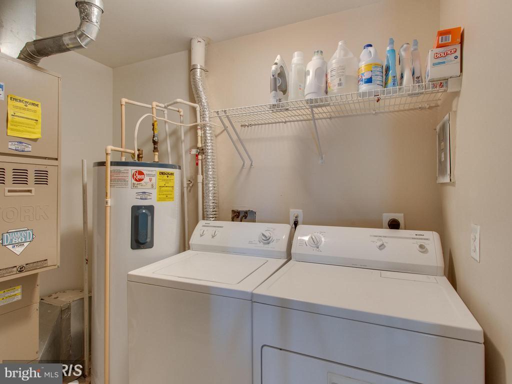 6325 Eagle Ridge Lane, Unit C Alexandria, VA 22312 - Photo 19 of 27 Laundry Room - Bedroom level