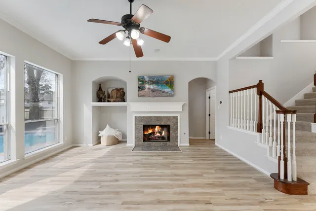 $450,000 | 159 Merryweather Place, The Woodlands, TX 77384