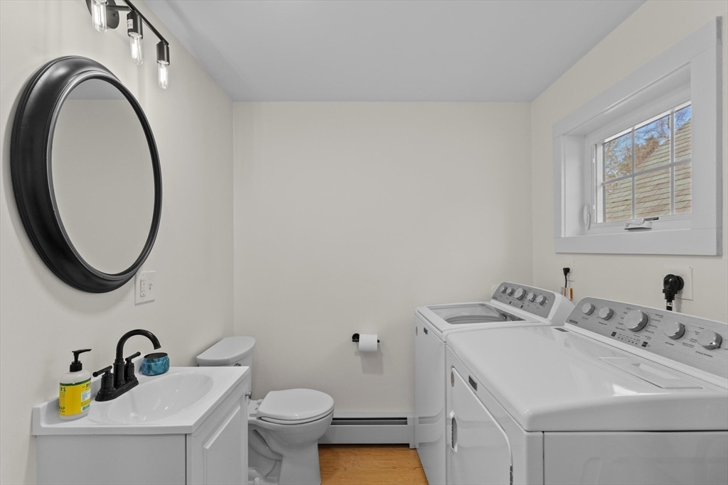 66 Warren Street Georgetown, MA 01833 - Photo 22 of 35