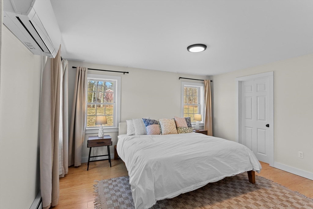 66 Warren Street Georgetown, MA 01833 - Photo 23 of 35