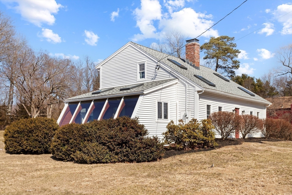 66 Warren Street Georgetown, MA 01833 - Photo 33 of 35