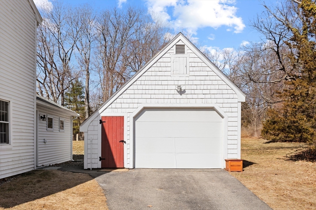 66 Warren Street Georgetown, MA 01833 - Photo 34 of 35