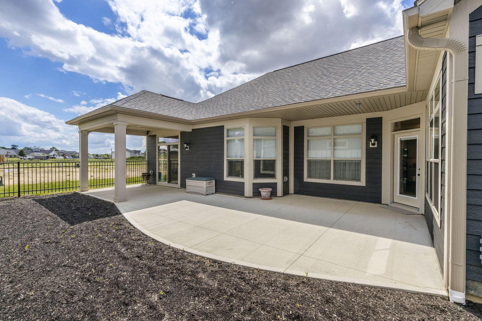 1621 Waterside Drive Circleville, OH 43113 - Photo 37 of 37 Patio