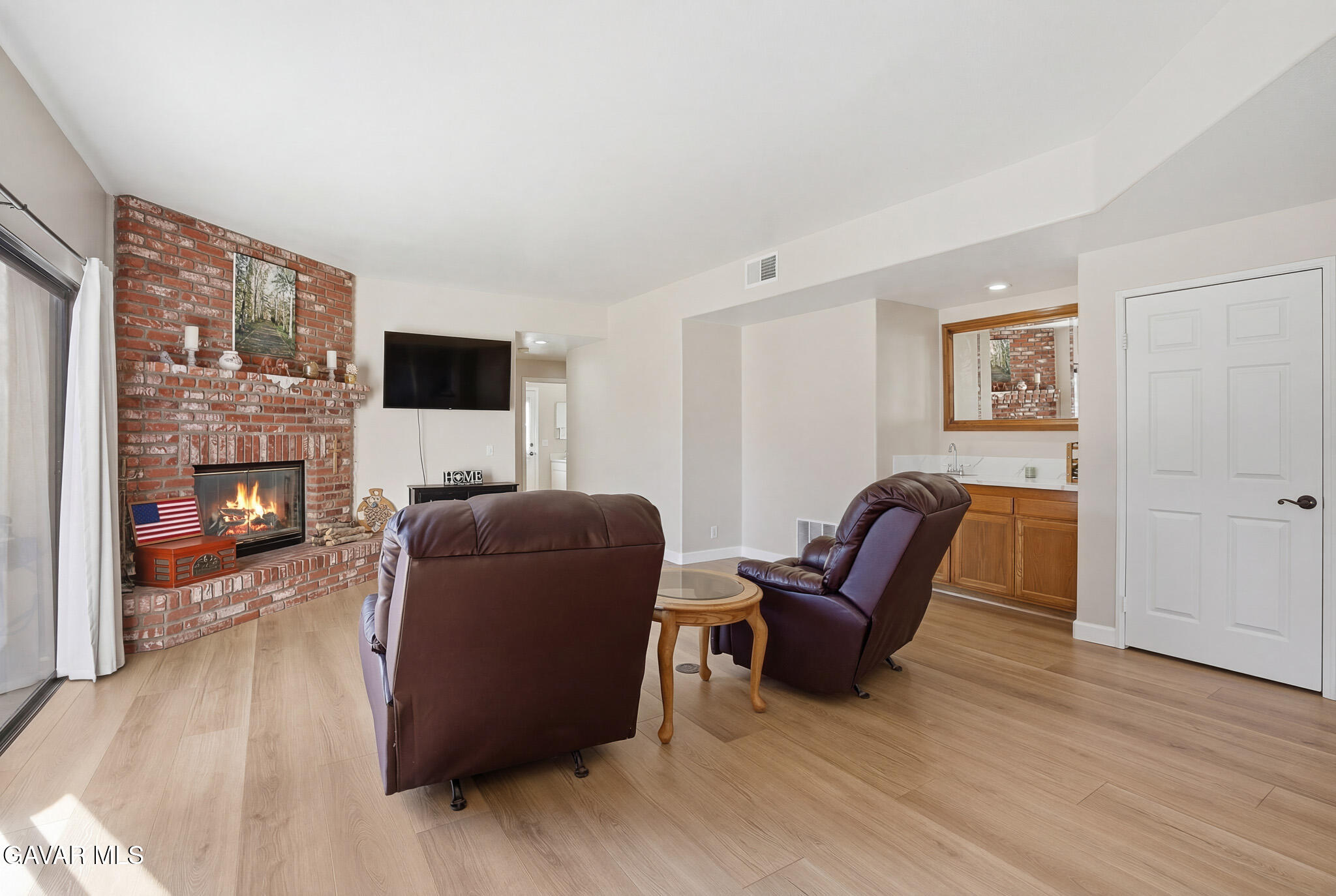 2680 Kashmere Canyon Road Acton, CA 93510 - Photo 16 of 55 fireplace_003