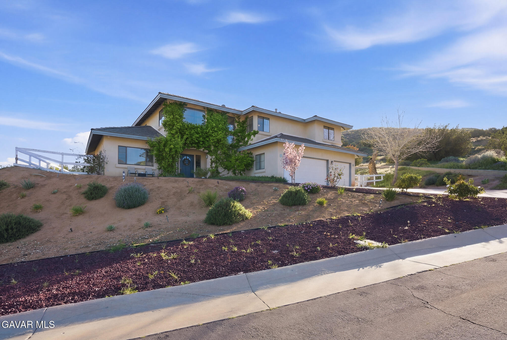 2680 Kashmere Canyon Road Acton, CA 93510 - Photo 5 of 55 _DSC9506_reedit_158853b7-1a22-4af1-8055-