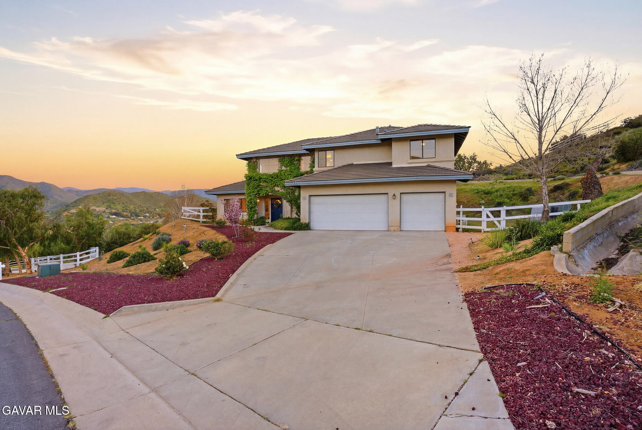 2680 Kashmere Canyon Road Acton, CA 93510 - Photo 7 of 55 _DSC9512_reedit_206b4bb2-91d7-4799-91c7-