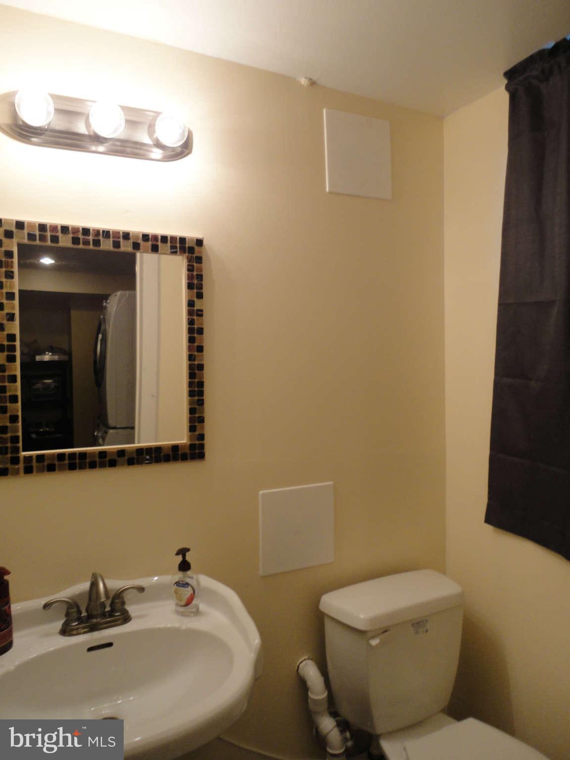 960 Tidewater Road Pasadena, MD 21122 - Photo 15 of 29 Bath