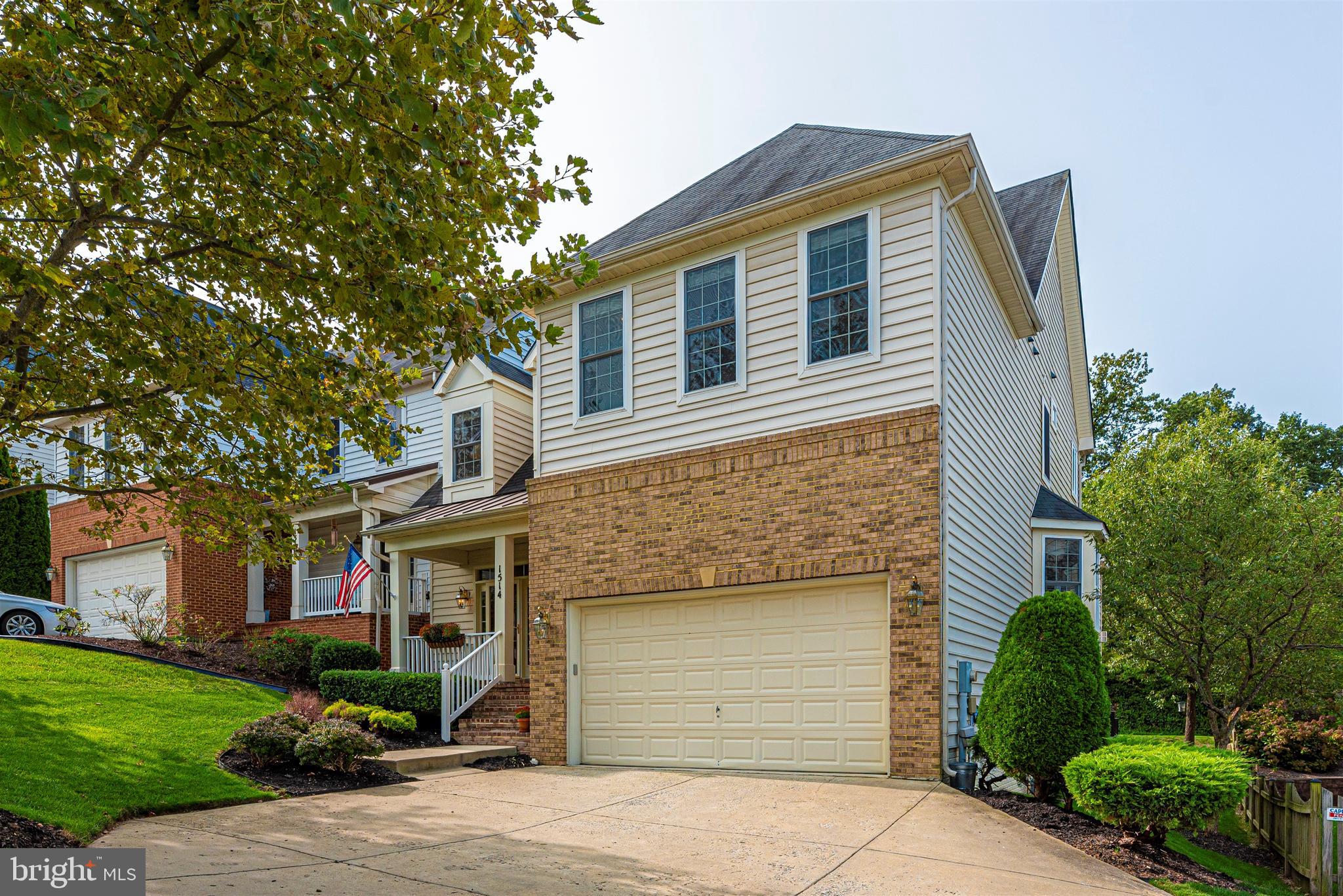 1514 Rising Ridge Road Mount Airy, MD 21771 - Photo 3 of 36 2 Car Garage