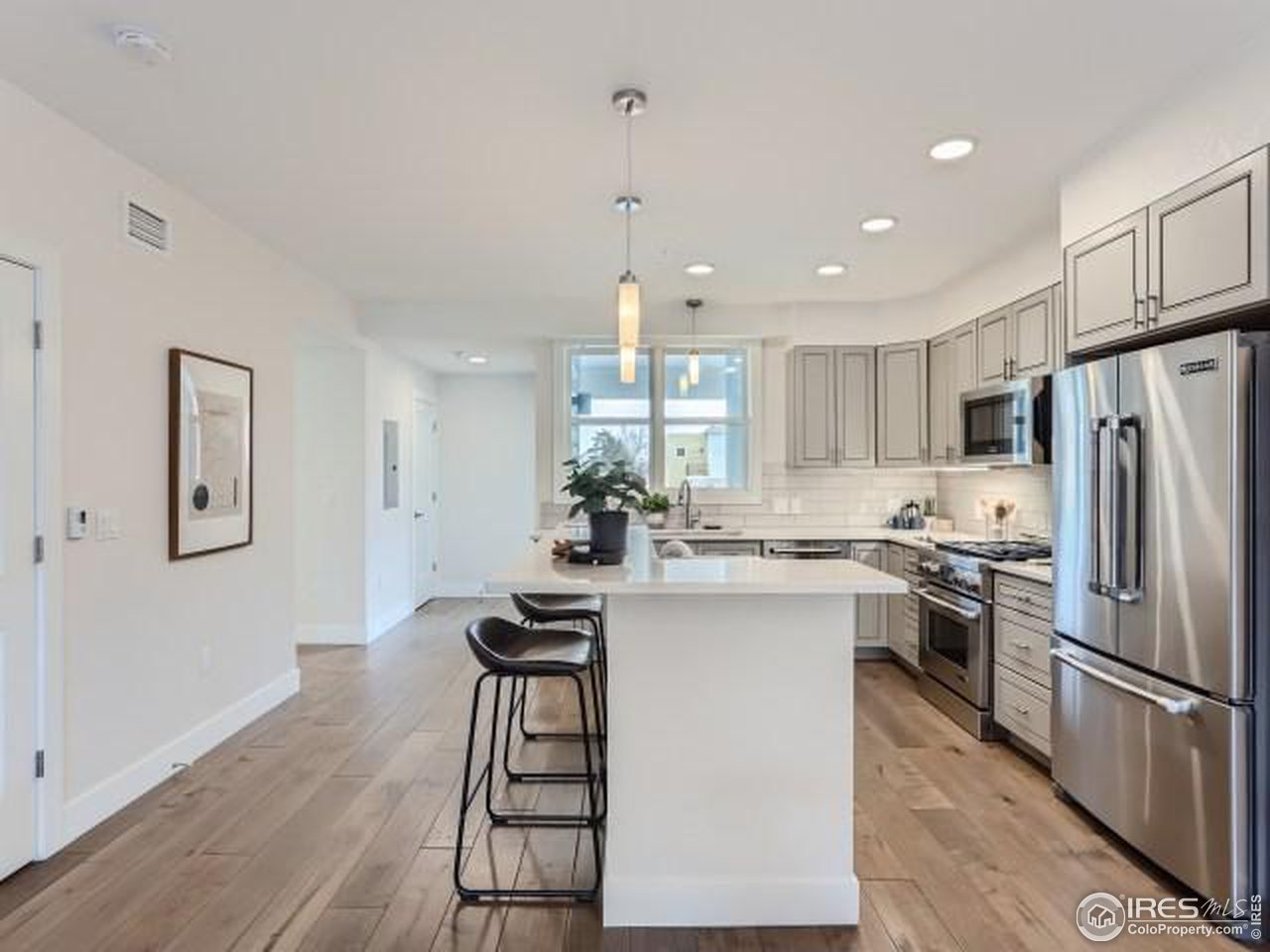 2930 Broadway, Unit 204 Boulder, CO 80304 - Photo 6 of 17