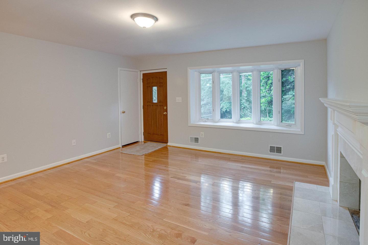 12026 Waples Mill Road Oakton, VA 22124 - Photo 3 of 26