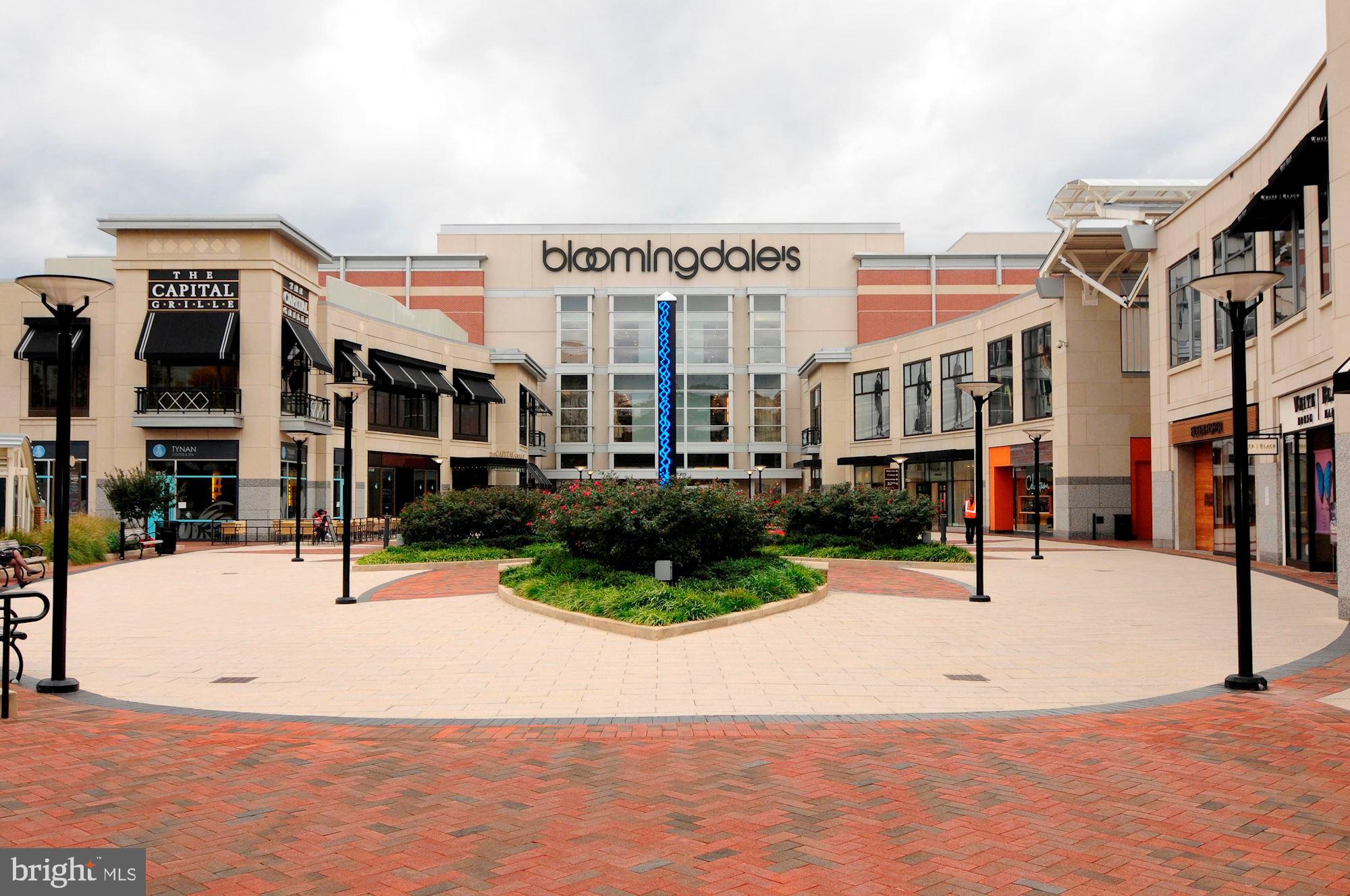 4550 North Park Avenue, Unit 614 Chevy Chase, MD 20815 - Photo 24 of 26 Bloomingdales