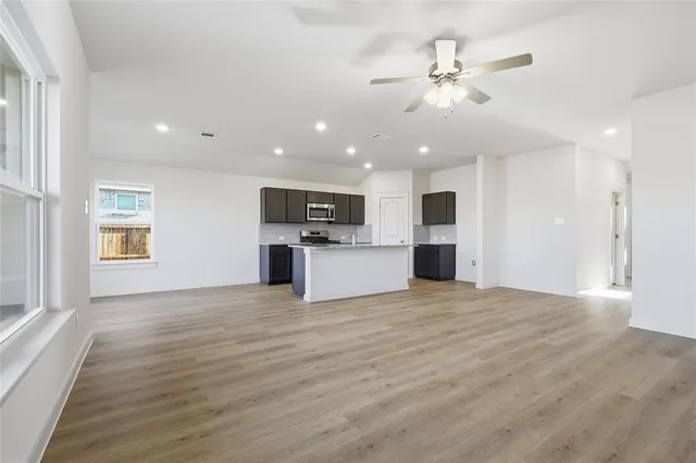 $339,640 | 114 John Laurens Drive, Venus, TX 76084