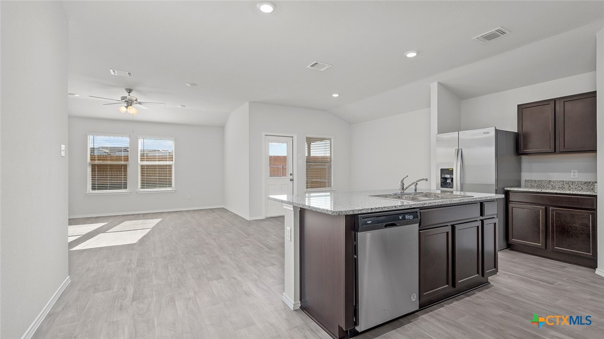 1419 Victory Rnch Trail Killeen, TX 76549 - Photo 4 of 24