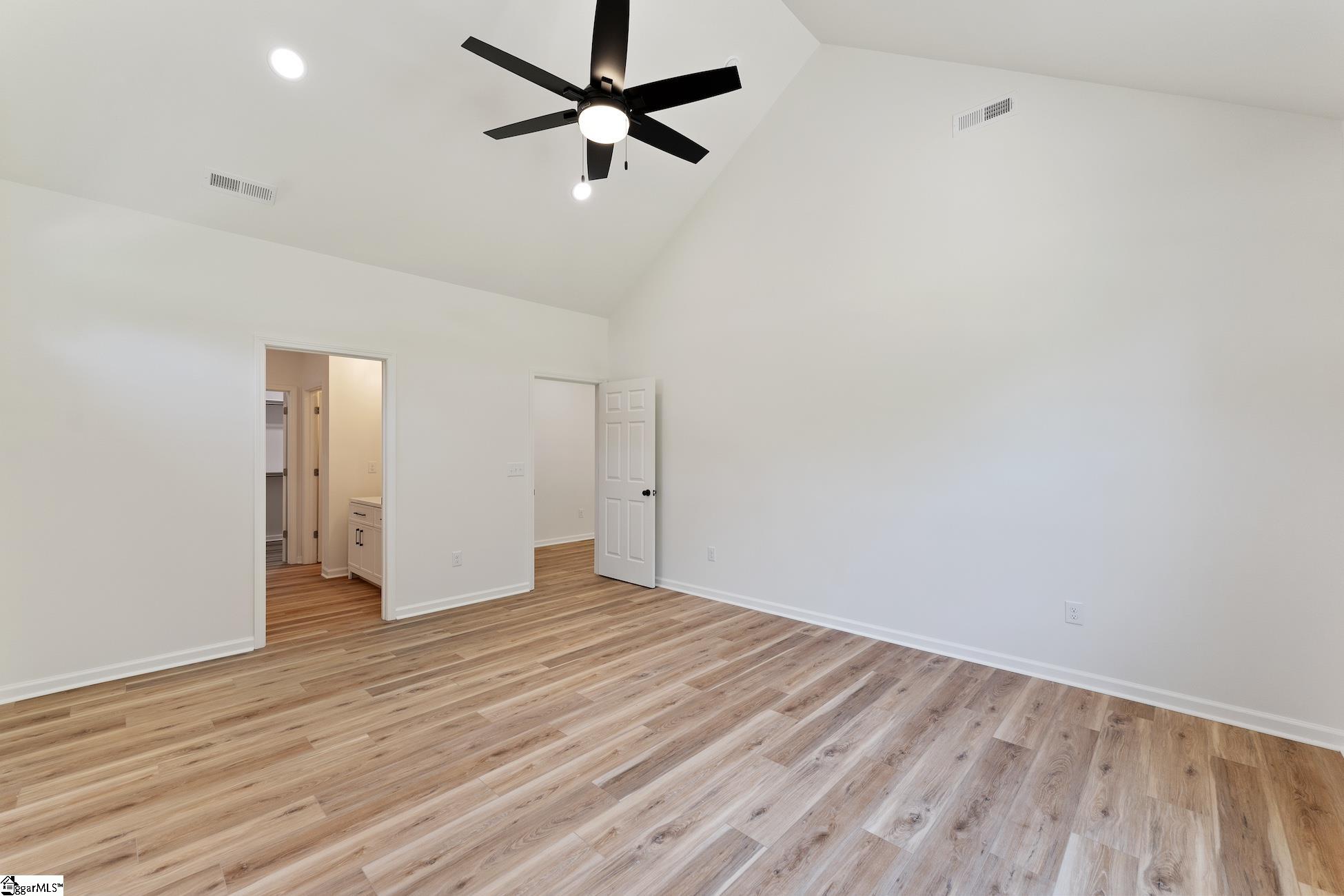 412 Burrell Street Pendleton, SC 29670 - Photo 15 of 33