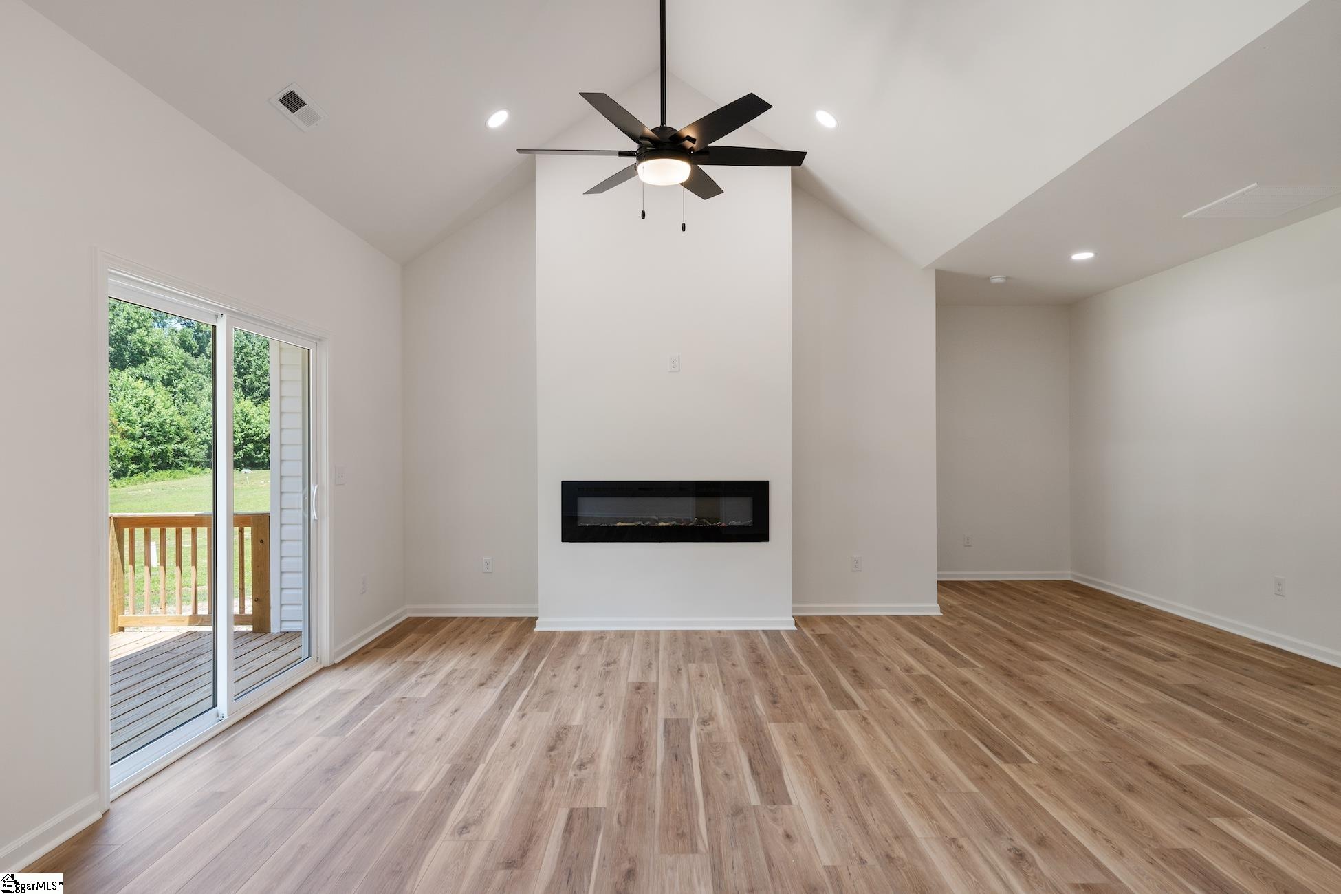 412 Burrell Street Pendleton, SC 29670 - Photo 7 of 33