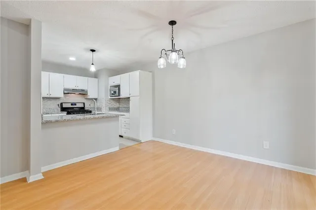 $355,000 | 1064 Creatwood Circle, Smyrna, GA 30080