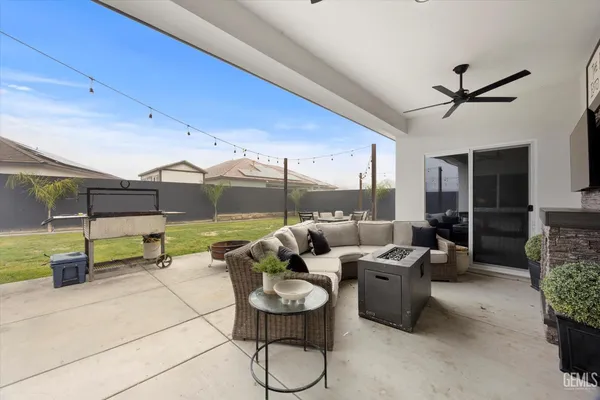 $660,000 | Undisclosed Address, Shafter, CA 93263