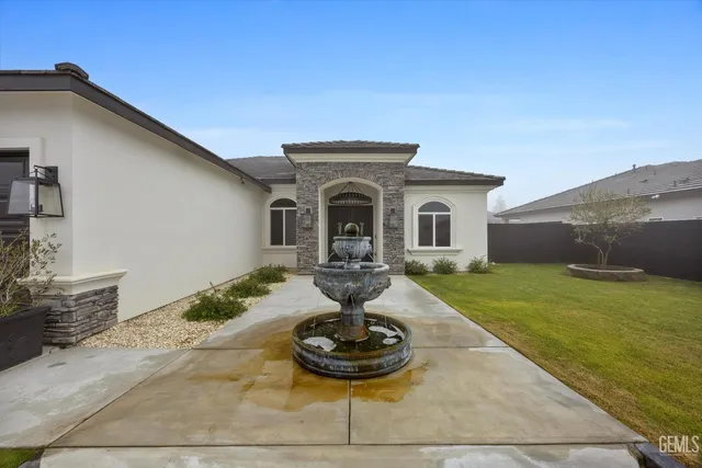 $675,000 | Undisclosed Address, Shafter, CA 93263