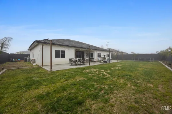 $660,000 | Undisclosed Address, Shafter, CA 93263
