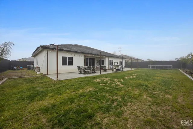 $675,000 | Undisclosed Address, Shafter, CA 93263
