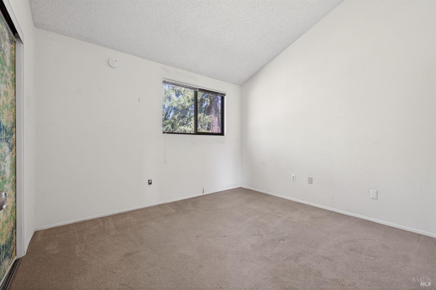 59 Redwood Court Santa Rosa, CA 95409 - Photo 21 of 40
