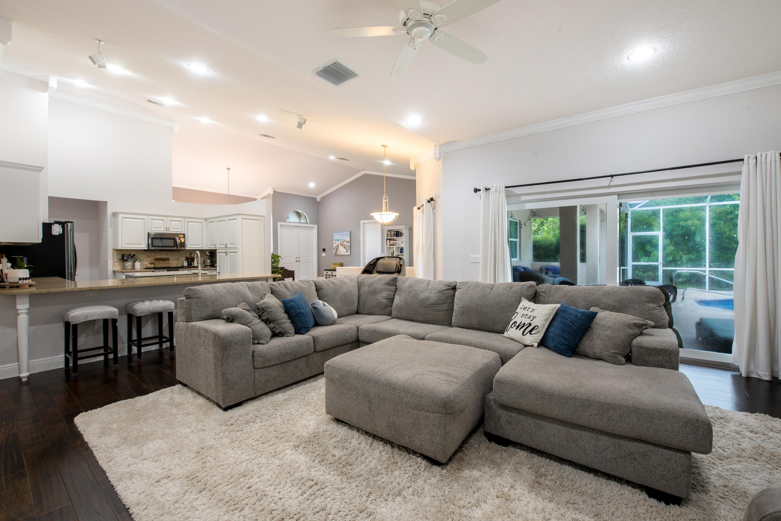 10640 154th Road North Jupiter, FL 33478 - Photo 12 of 29 LR 2 FDr