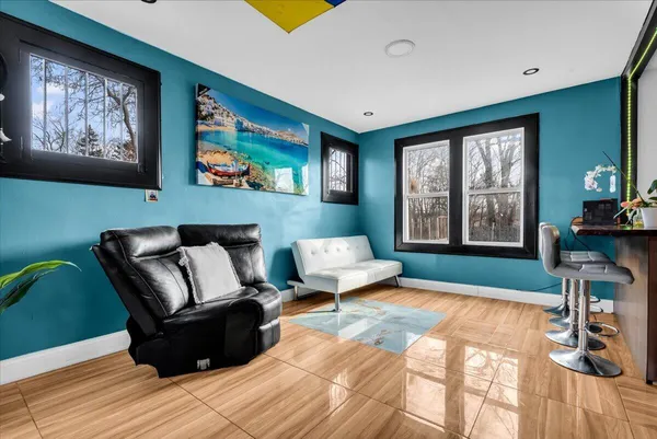 $79,900 | 19642 Irvington Street, Highland Park, MI 48203