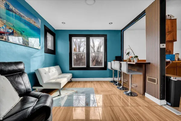 $79,900 | 19642 Irvington Street, Highland Park, MI 48203