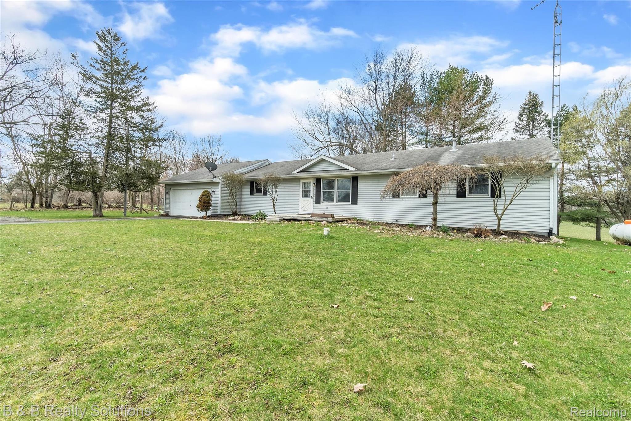 2945 German Road Columbiaville, MI 48421 - Photo 3 of 27 03-2945-German-Rd-WindowStill-Real-Estate-Photography-3.jpg