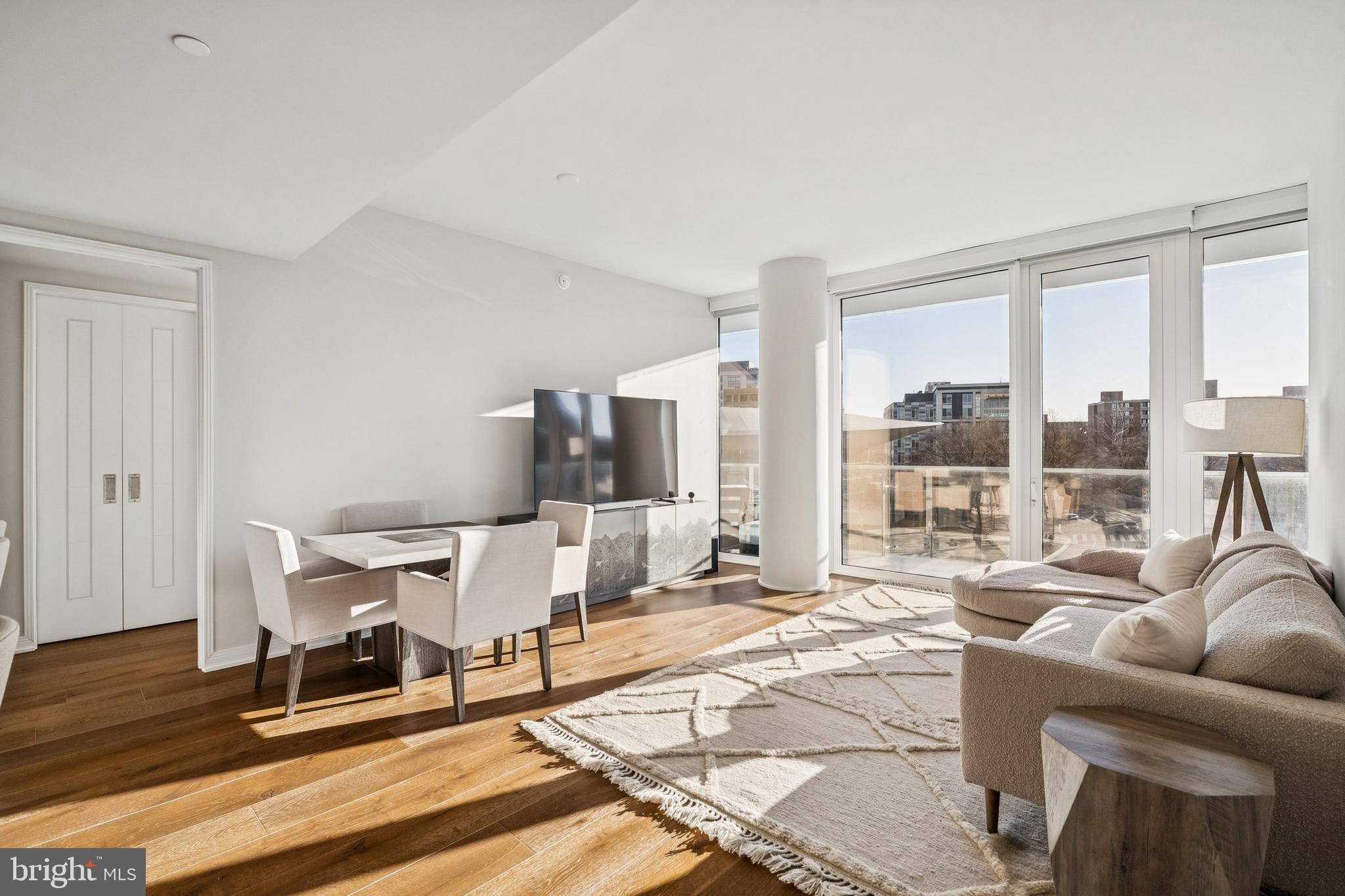 601 Wharf Street Southwest, Unit 504 Washington, DC 20024 - Photo 4 of 40