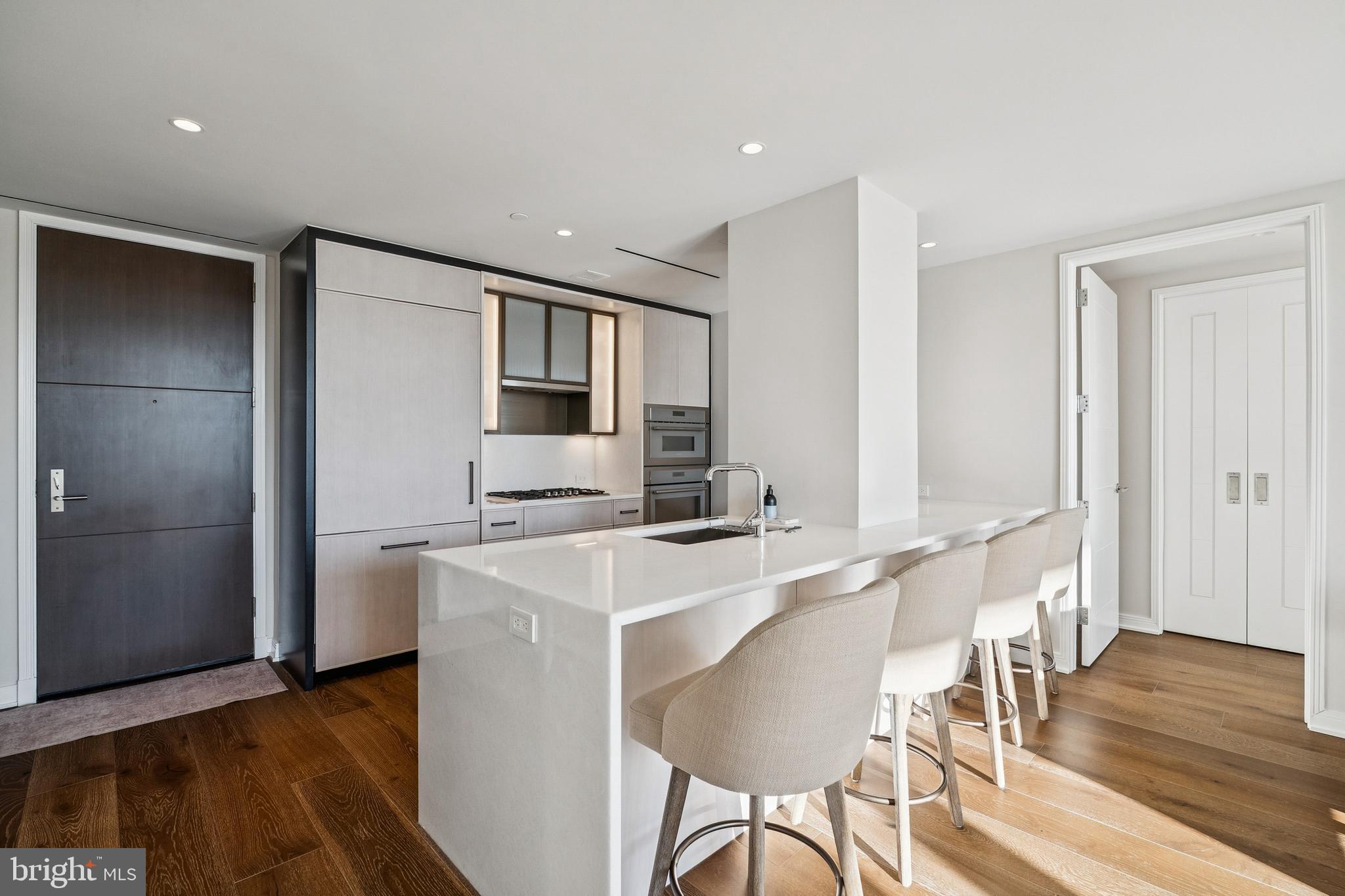 601 Wharf Street Southwest, Unit 504 Washington, DC 20024 - Photo 10 of 40