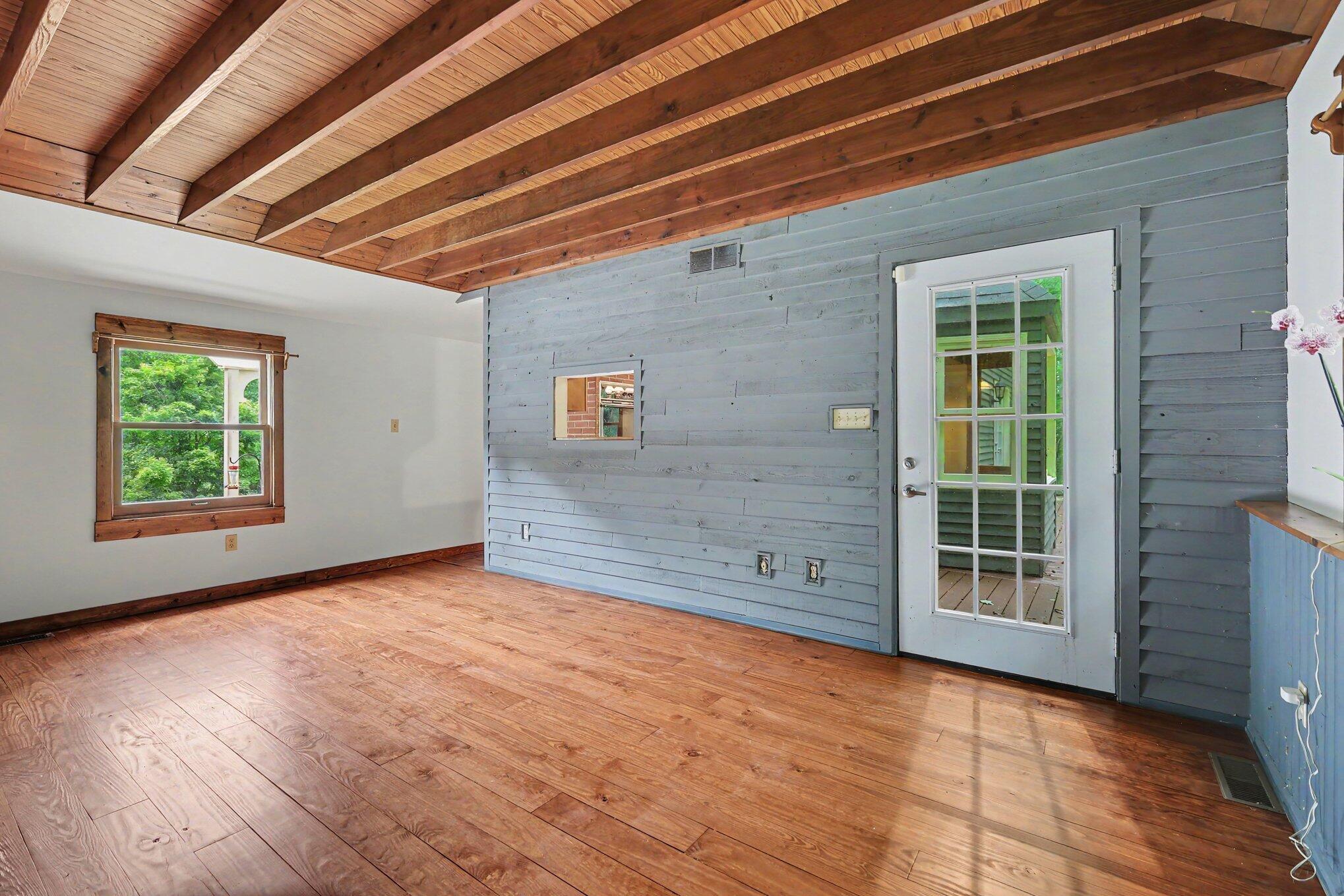 1027 Beaver Road Walton, KY 41094 - Photo 19 of 49 015_file_8092
