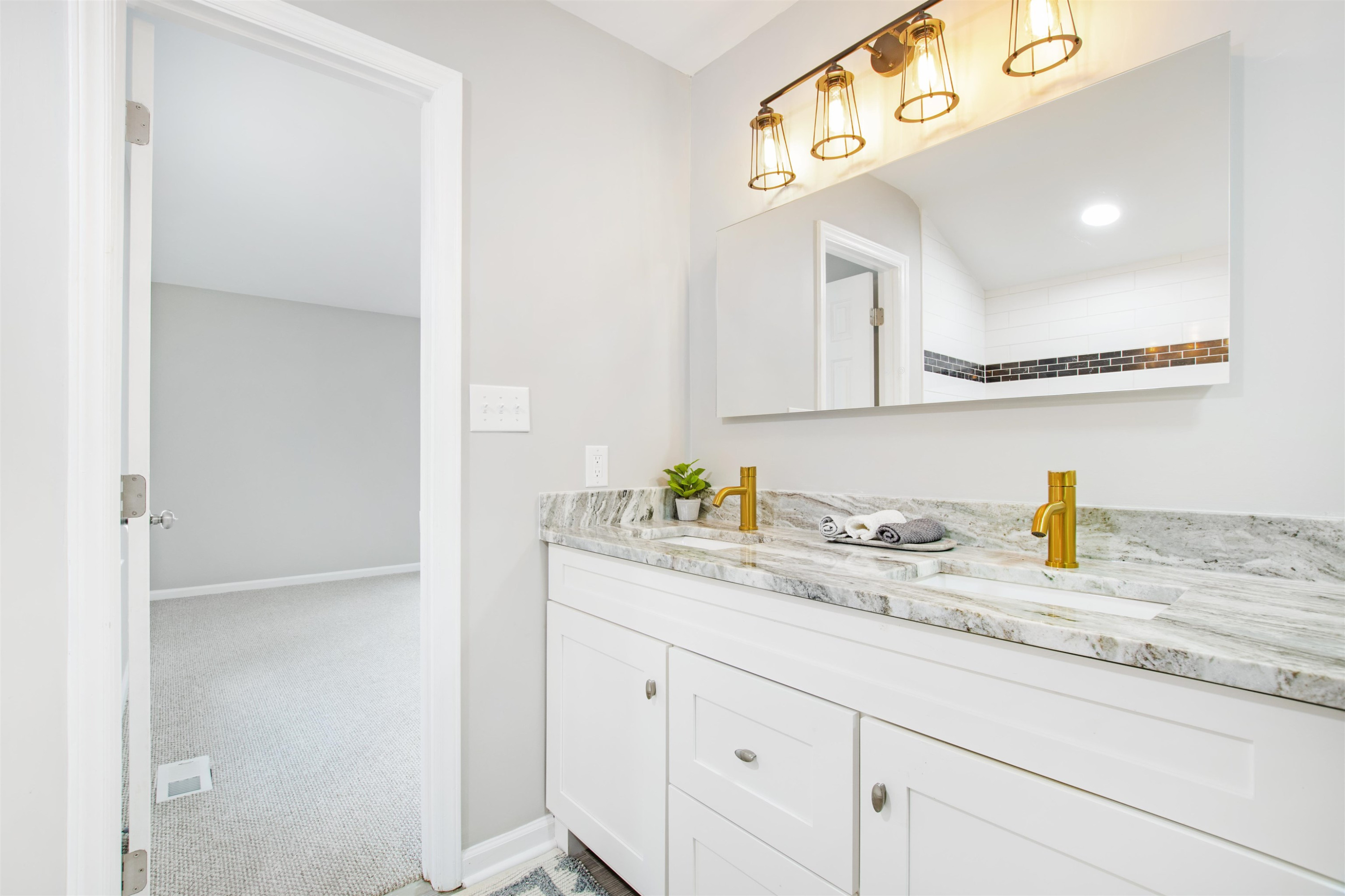 7411 Post Oak Road Raleigh, NC 27615 - Photo 26 of 31 Master Bath/Spa