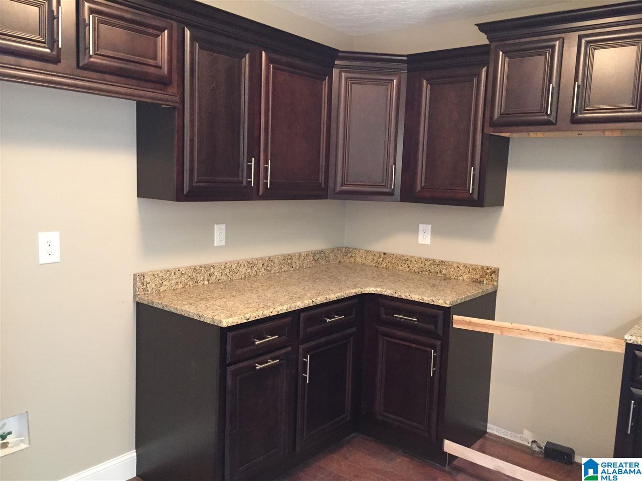 1009 Southeast Groves Pass Weaver, AL 36277 - Photo 11 of 21