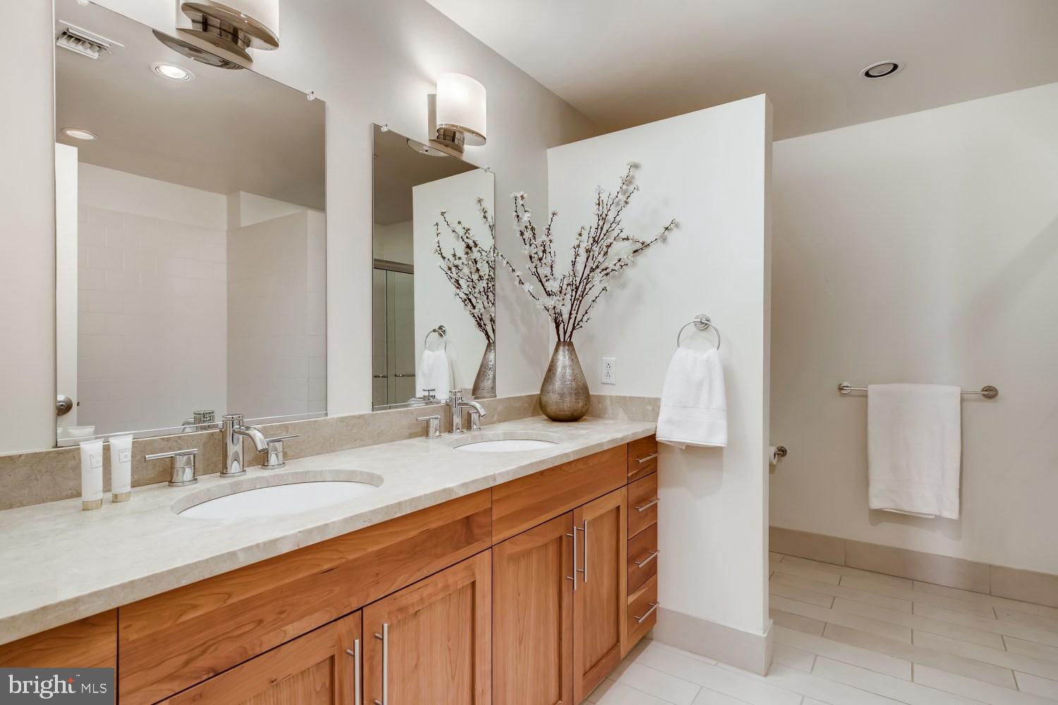 1200 Steuart Street, Unit 528 Baltimore, MD 21230 - Photo 16 of 40