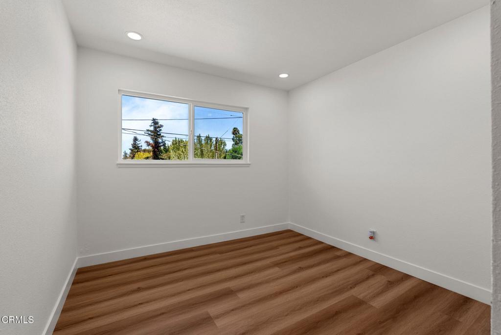 1908 Morley Street Simi Valley, CA 93065 - Photo 18 of 36 Gallery Image 18