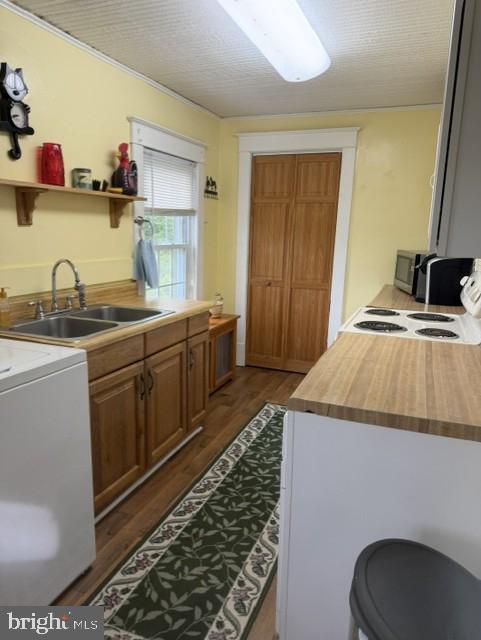 4102 Rectortown Road Marshall, VA 20115 - Photo 22 of 42 Upstairs kitchen