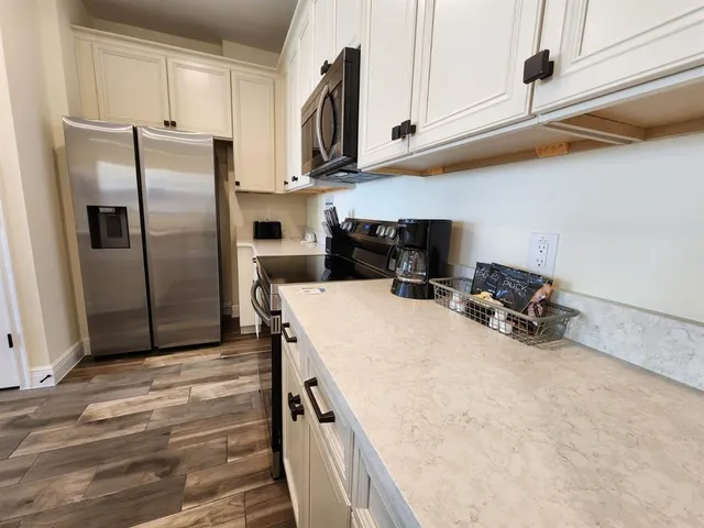 a view of an entryway