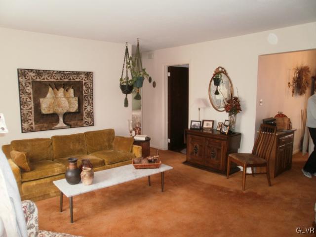 2912 Mission Road Bethlehem, PA 18017 - Photo 6 of 15 Gallery Image 6