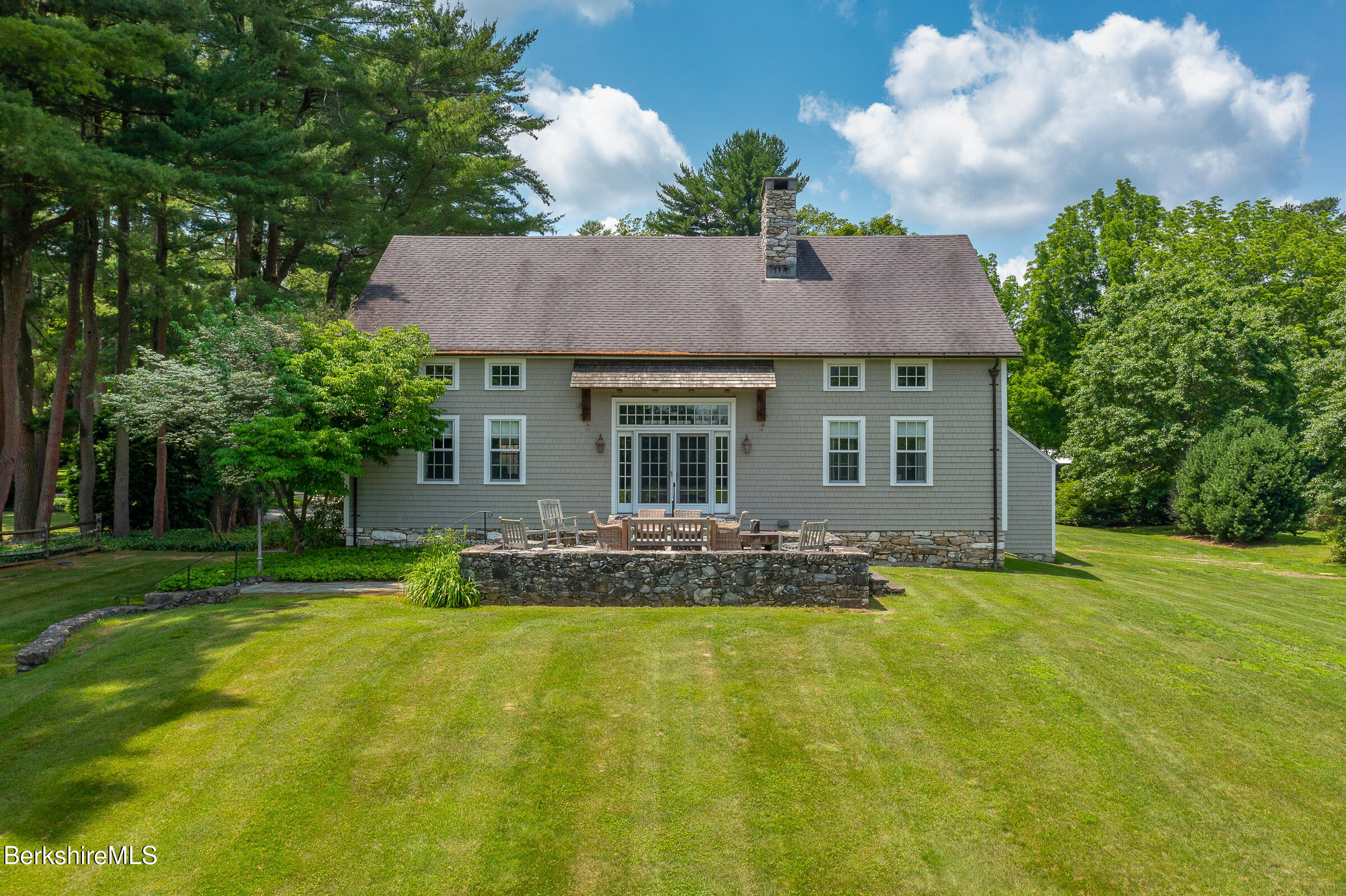 25 Sheffield Road Egremont, MA 01230 - Photo 7 of 73 4 (1)