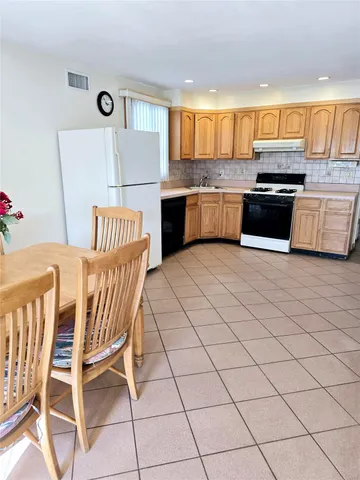 $999,000 | 159-42 81st Street | Rockwood Park